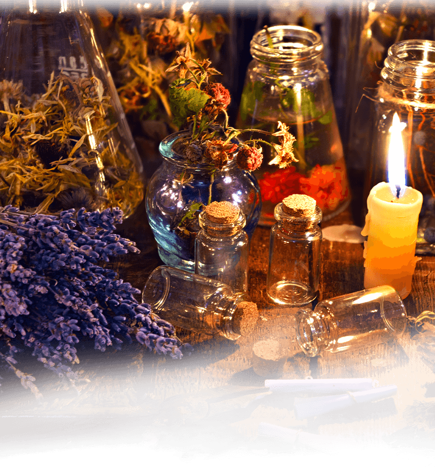 Гадалка и ясновидица Анна проводит ритуал